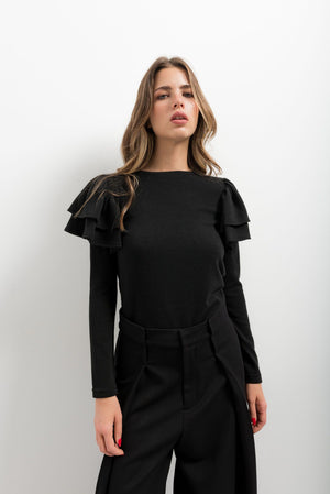 RUFFLED KNITTED SWEATER