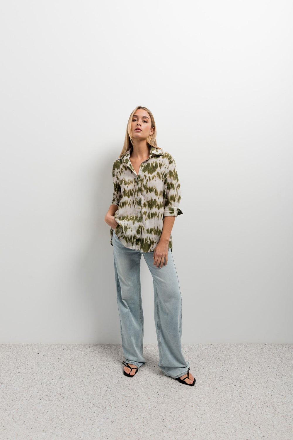 PRINTED TEXTURED SHIRT