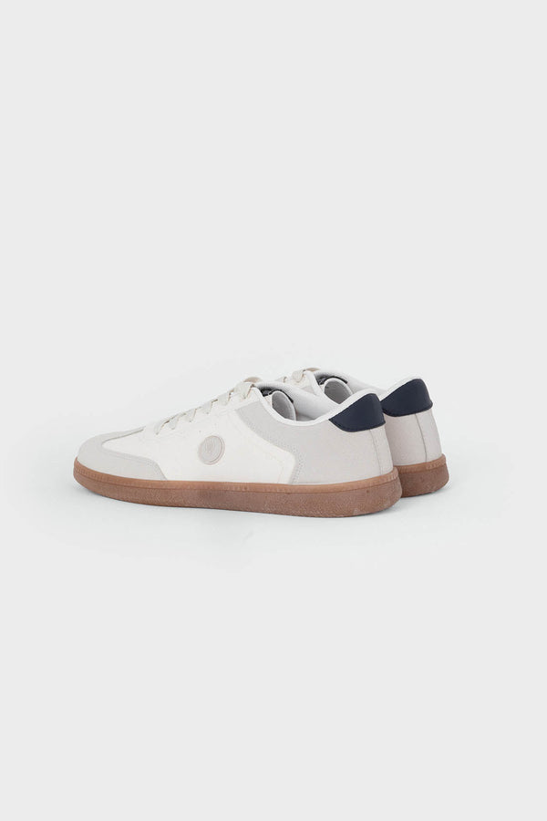 SNEAKER BLANCA SUELA GOMA