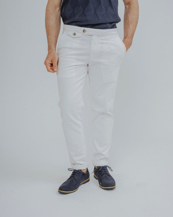 PANTALÓN CHINO SLIM PINZAS