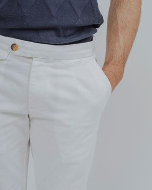 PANTALÓN CHINO SLIM PINZAS
