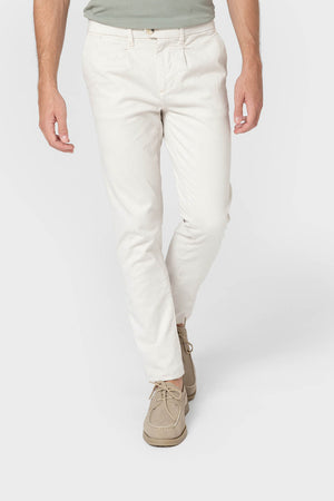 PANTALÓN CASUAL SLIM PINZAS