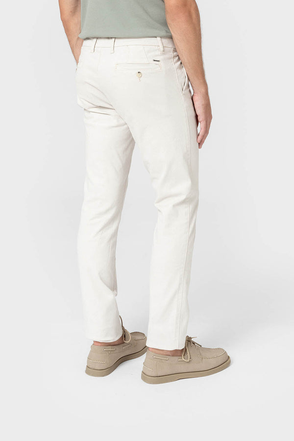 PANTALÓN CASUAL SLIM PINZAS