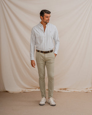 CHINO BÁSICO SLIM VERDE