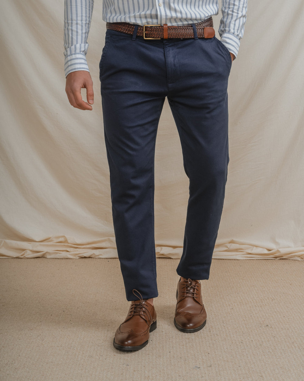 CHINO SLIM PIQUÉ AZUL