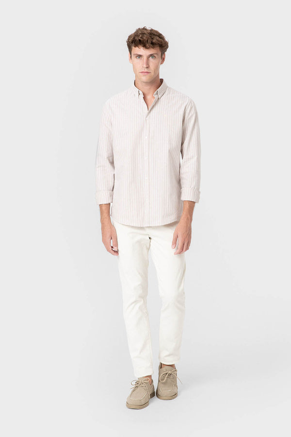PANTALÓN CHINO PINZAS BEIGE