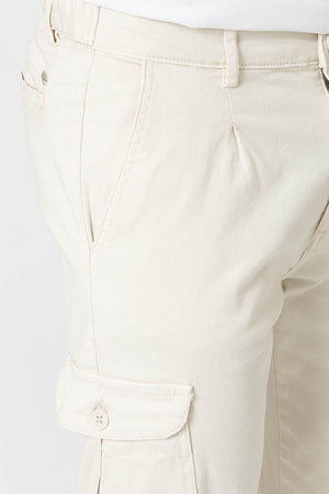PANTALÓN CHINO SLIM PINZAS CARGO