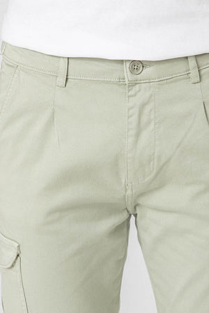 PANTALÓN CHINO SLIM PINZAS CARGO