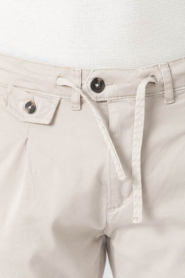 PANTALÓN CHINO SLIM PINZAS CARGO GRÍS