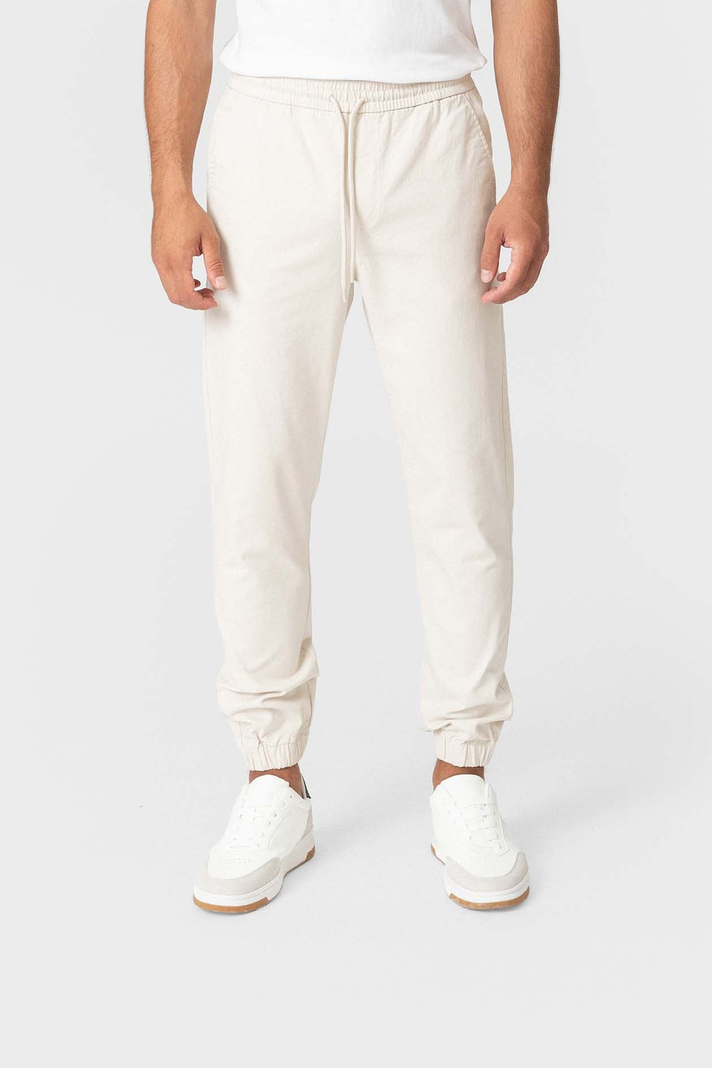 PANTALÓN JOGGER BEIGE