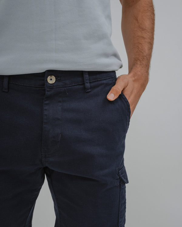BERMUDA CHINO CARGO AZUL