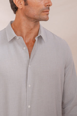 CAMISA VESTIR VERDE CON ESTRUCTURA