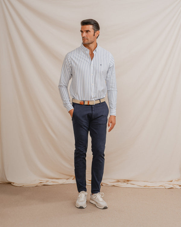 CAMISA OXFORD RAYA DIPLOMÁTICA CELESTE