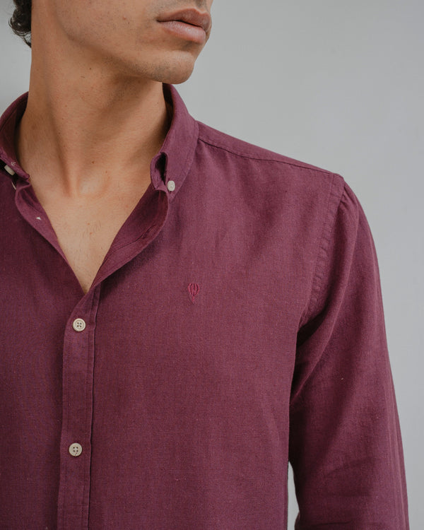 CAMISA LINO BURDEOS