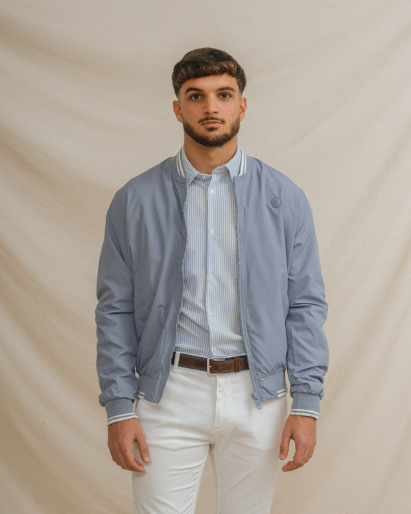 CAZADORA BOMBER LIGERA CELESTE