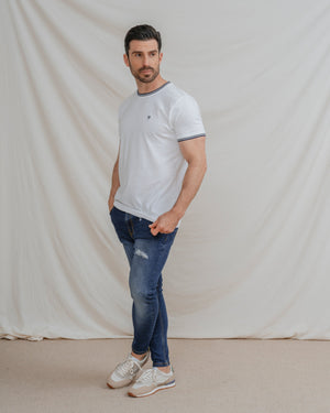 CAMISETA BLANCA BÁSICA RIBETE
