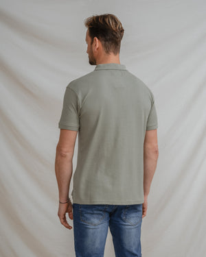 POLO ESTRUCTURA VERDE