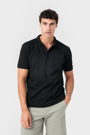 POLO BÁSICO REGULAR FIT NEGRO