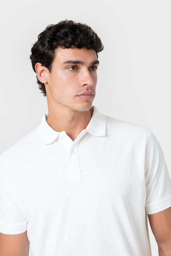 POLO BÁSICO REGULAR FIT BLANCO