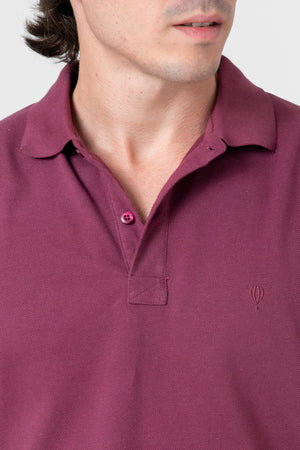 POLO BÁSICO REGULAR FIT BURDEOS