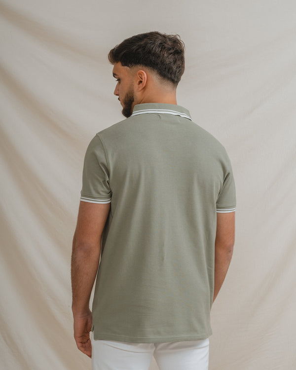 POLO BÁSICO VERDE PIQUÉ LÍNEA