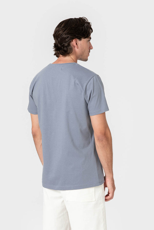 CAMISETA BÁSICA CELESTE