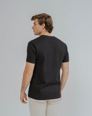 CAMISETA ESTRUCTURA NEGRA