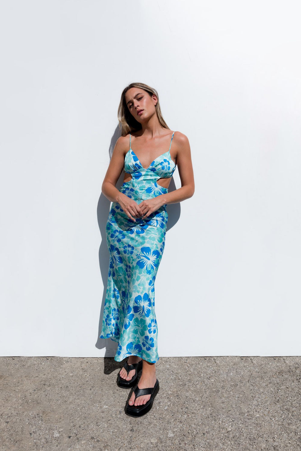 CUT OUT PRINTED DRESS