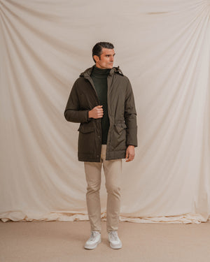 PARKA CON CAPUCHA VERDE