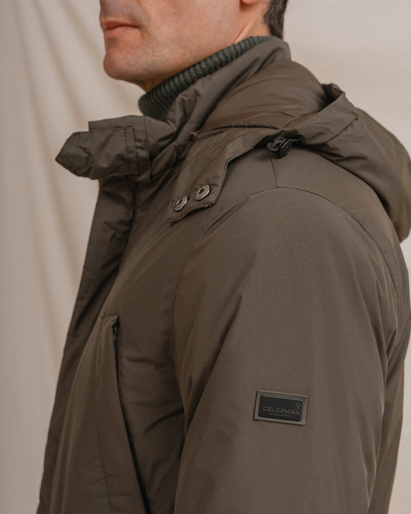 PARKA CON CAPUCHA VERDE