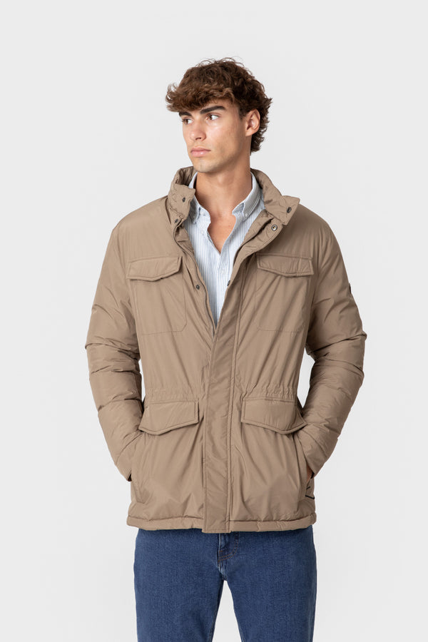 CHAQUETÓN MULTIBOLSILLOS CÁMEL