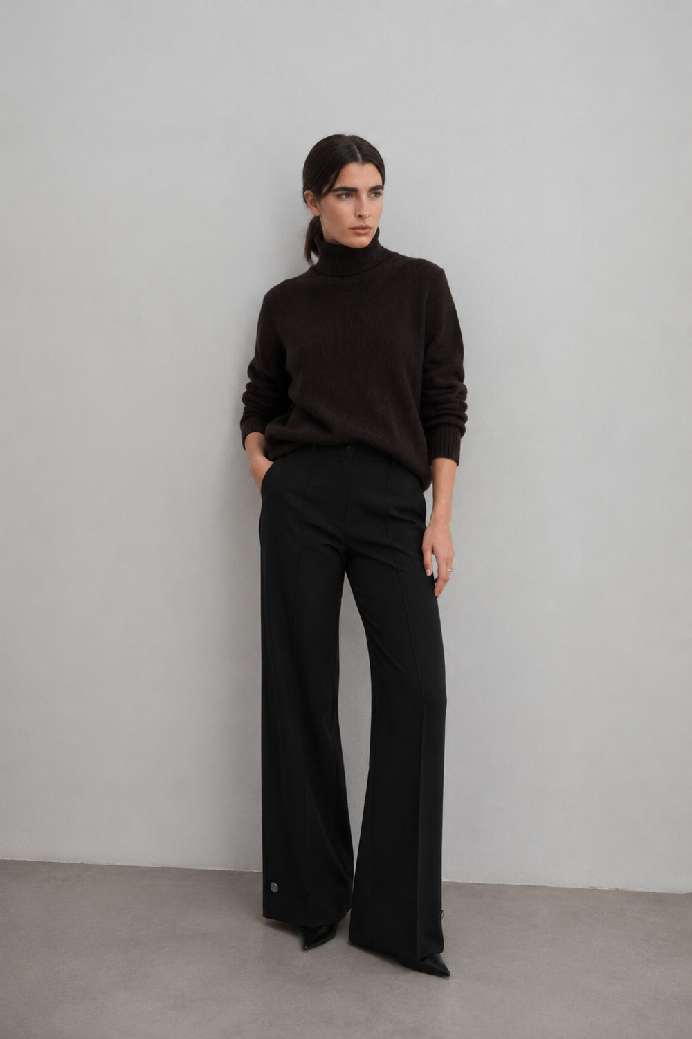 PANTALÓN BOTÓN PLATEADO