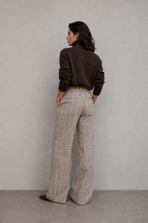 PANTALÓN PINZAS CUADROS