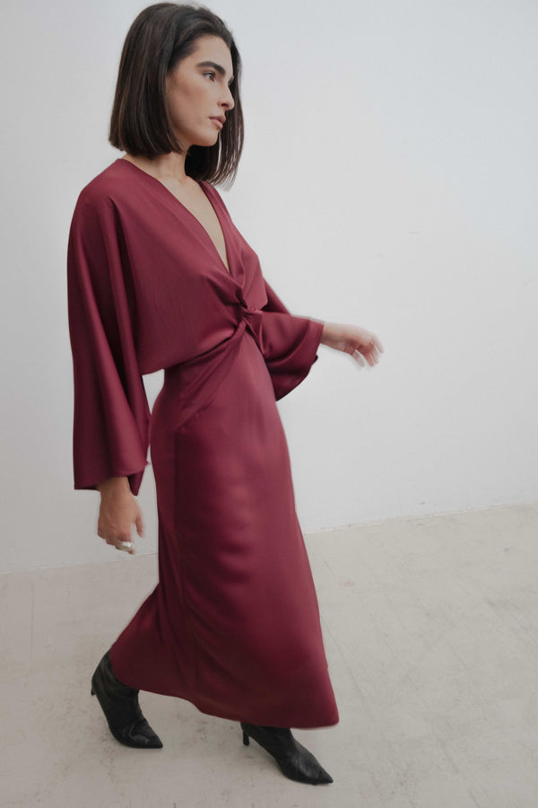 VESTIDO SATINADO NUDO