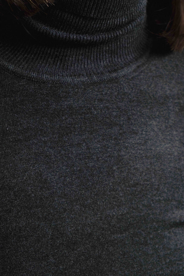 JERSEY BÁSICO PUNTO CUELLO SUBIDO