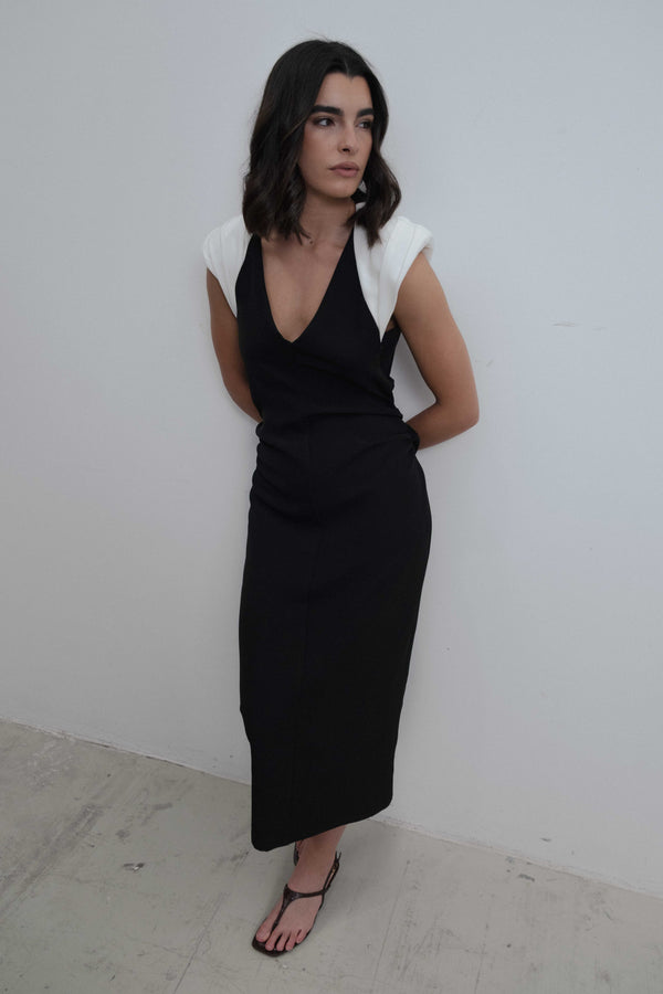 VESTIDO MIDI COMBINADO HOMBRERAS