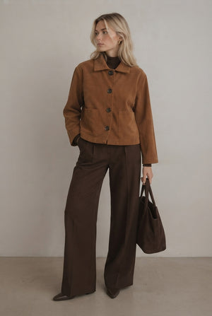 CHAQUETA CORTA EFECTO ANTE