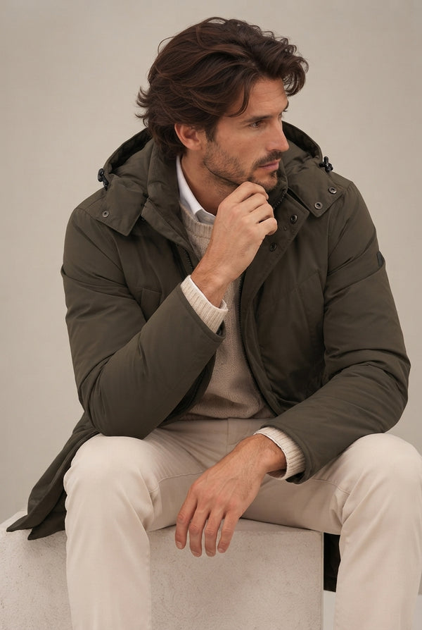 PARKA CON CAPUCHA VERDE