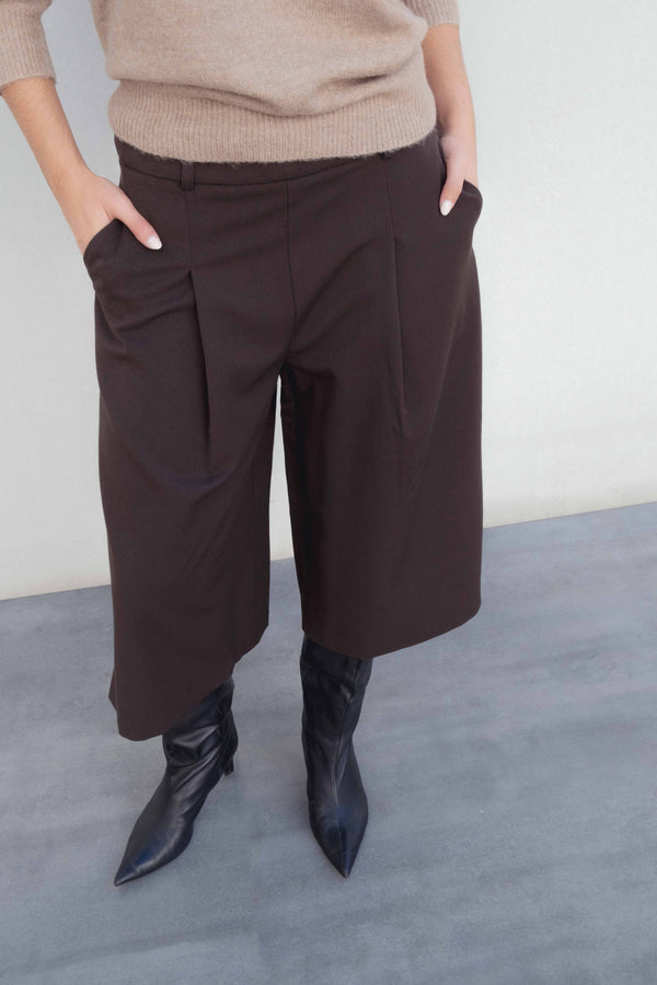 BERMUDA LONG AVEC PLIS