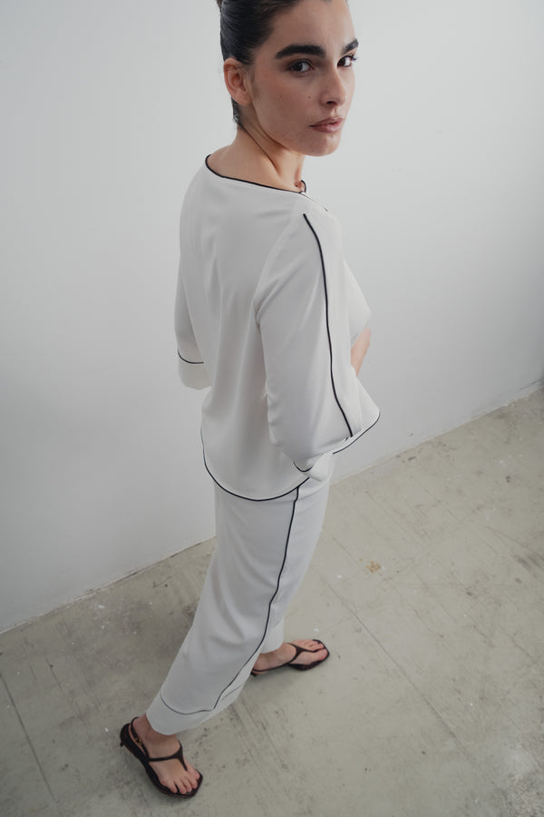 BLUSA VIVOS CONTRASTE