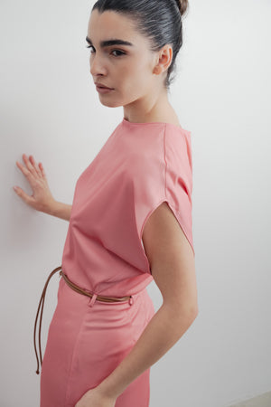 VESTIDO MIDI SATINADO CINTURÓN