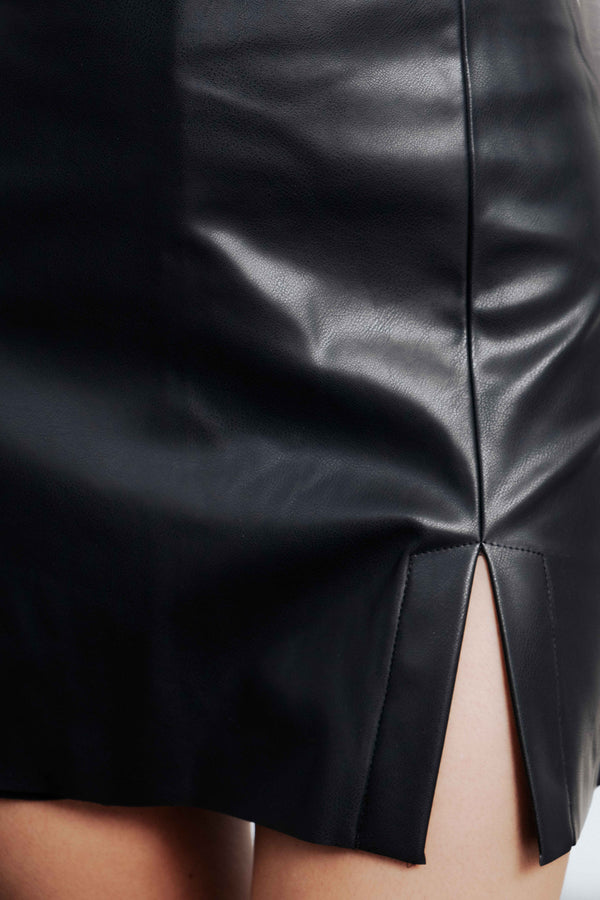 PANTALON MINI-JUPE EFFET CUIR