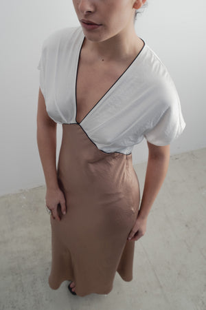 VESTIDO SATINADO VIVOS CONTRASTE