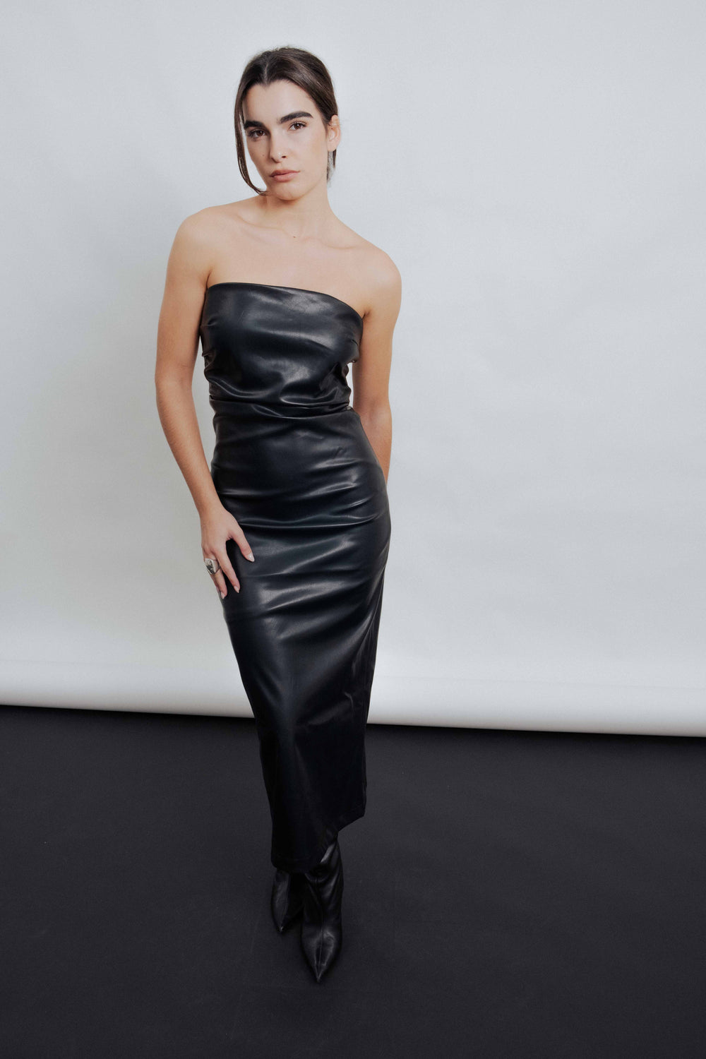 VESTIDO MIDI EFECTO PIEL