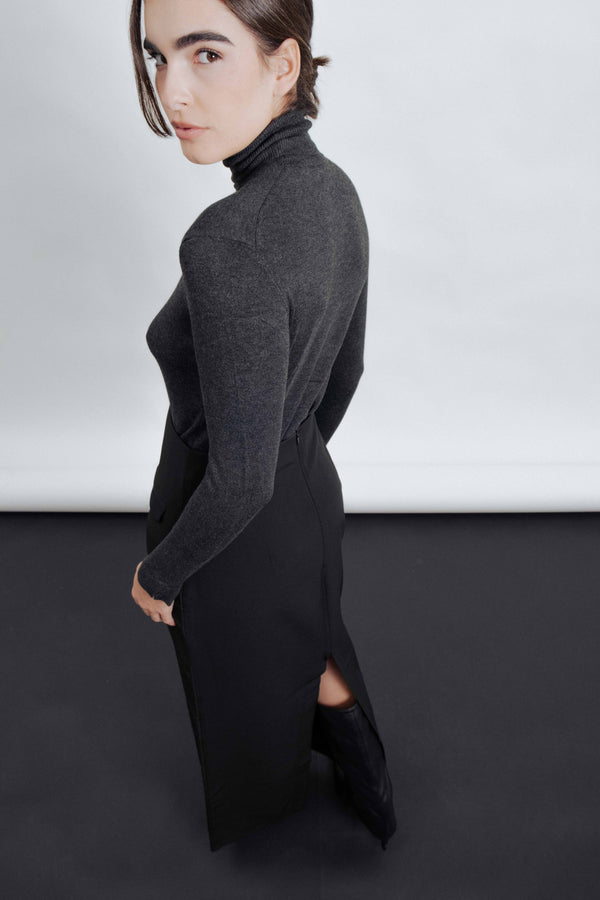 FALDA MIDI ABERTURA TRASERA