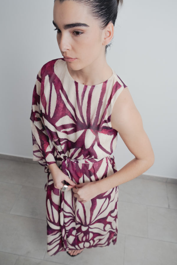 VESTIDO ASIMETRICO ESTAMPADO