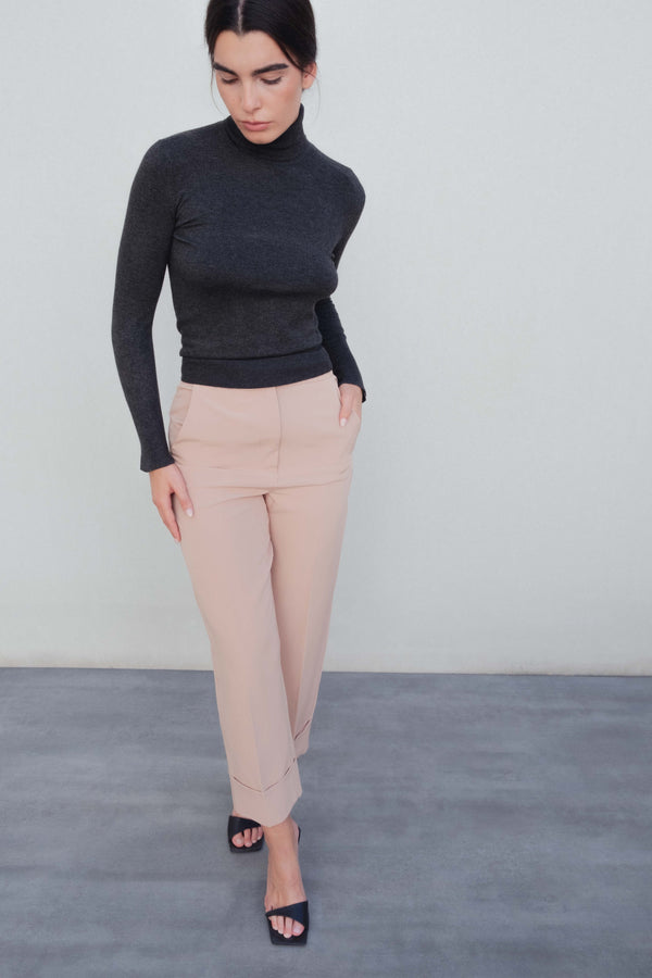 PANTALÓN VUELTA BAJO