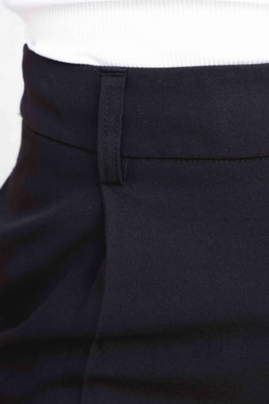 PANTALÓN ANCHO PINZAS