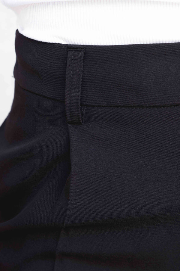 PANTALÓN ANCHO PINZAS