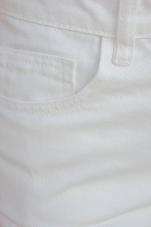 WIDE LEG MEDIUM RISE FULL LENGTH JEANS